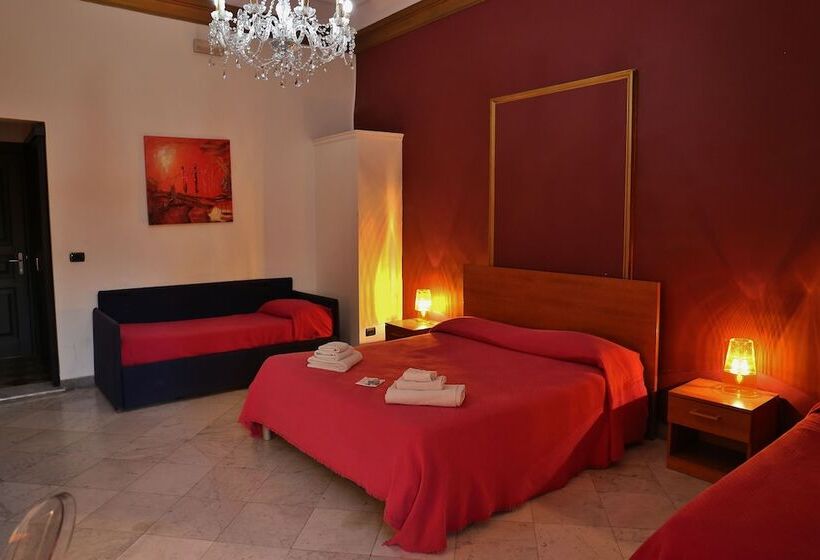 اتاق استاندارد سه نفره, B&b Opera