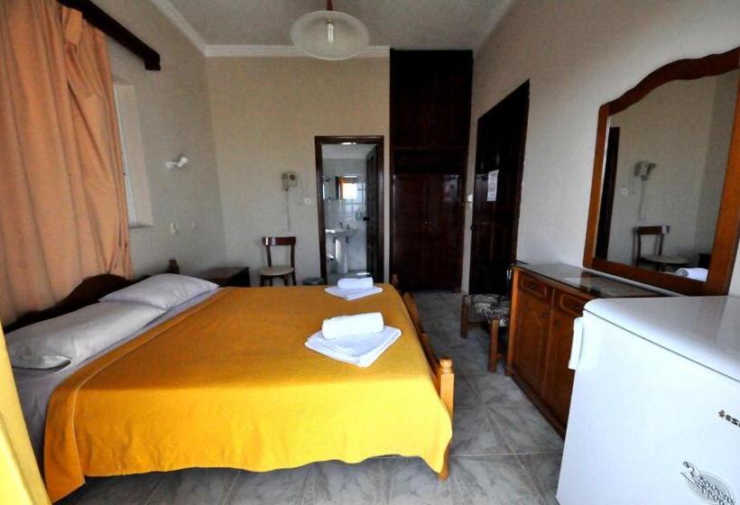 اتاق استاندارد, Bikakis Family Apartments