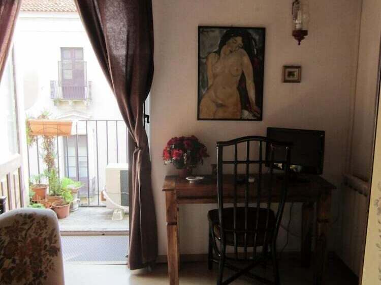 اتاق استاندارد, I Vespri