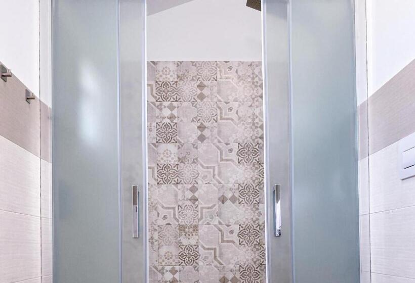 Трехместный Номер Deluxe, Dimora Calauriia  Adults Only