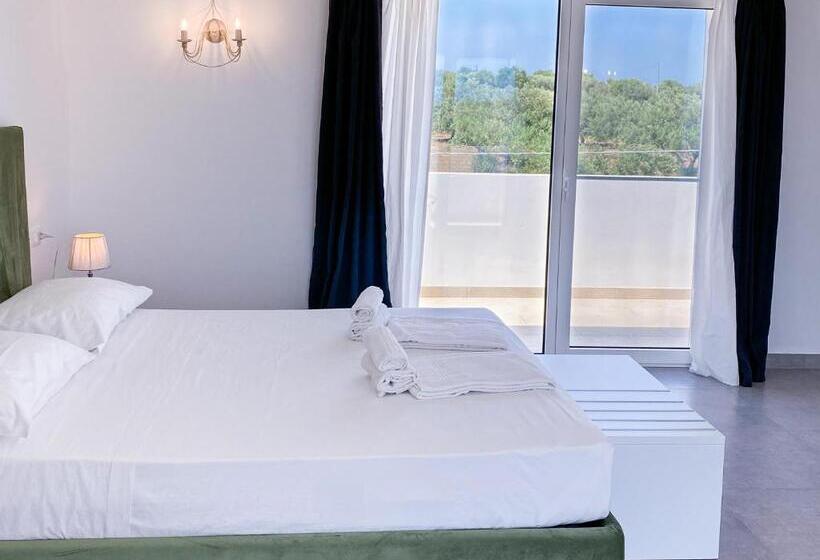 Трехместный Номер Deluxe, Dimora Calauriia  Adults Only