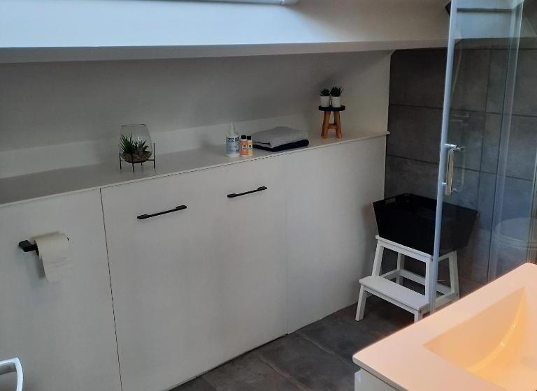 اتاق لوکس, Studio 76 Groningen Met Gratis Leenfietsen