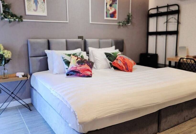 豪华房间, Capital O 75422 Million Pillows