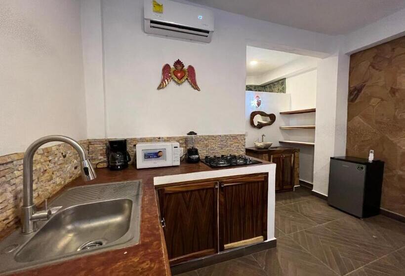 اتاق لوکس با تخت بزرگ, Casa Kokoná