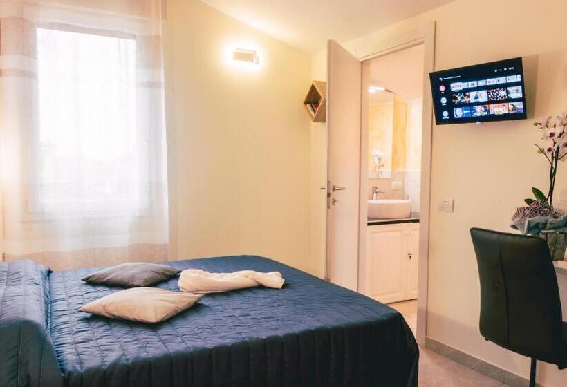 اتاق اکونومی, Affittacamere Orchidea For Tourists And Hesperia Hospital