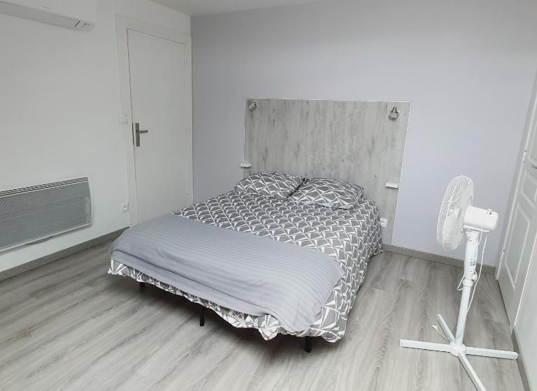Номер Стандарт, Chambres La Fabière Vauciennes  Epernay
