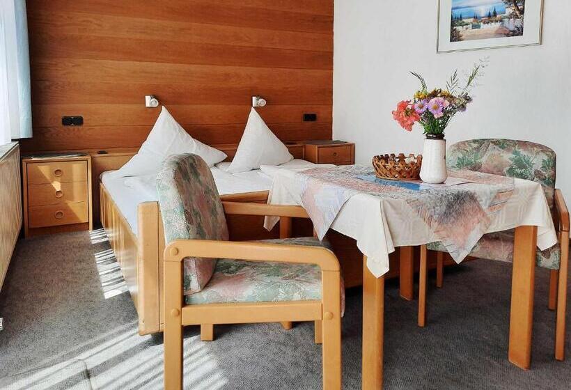 Номер Стандарт, Café Pension Krems