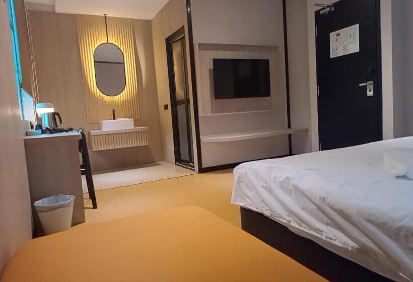 اتاق لوکس, Urban Inn Sp Saujana
