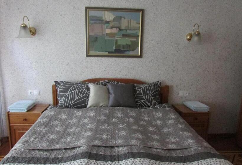 اتاق استاندارد, Home With The Veranda  Free Parking