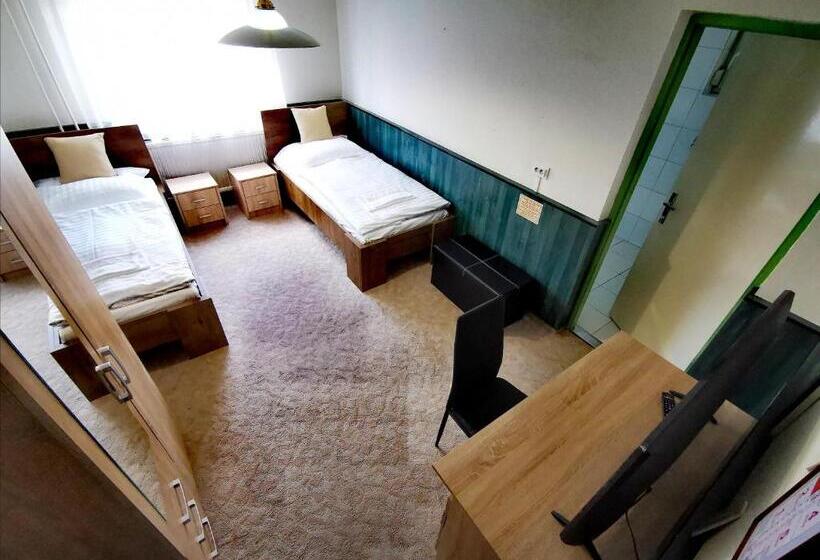 Номер Стандарт 2 Двуспальные Кровати, Komplex  Rendezvénytermek Panzió Apartman Irodák