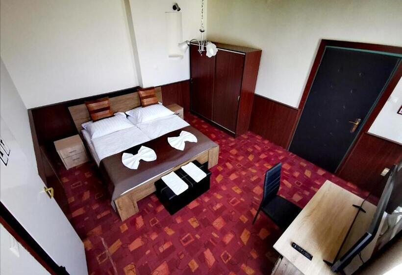 Номер Стандарт, Komplex  Rendezvénytermek Panzió Apartman Irodák