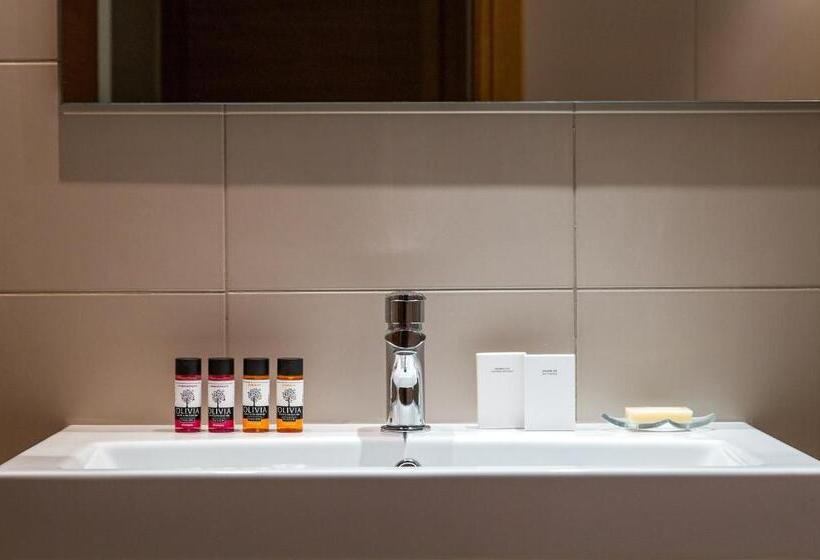 Трехместный Номер Deluxe, Aegli Hotel Volos