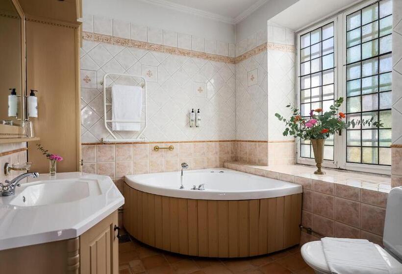 Люкс, Haringe Slott