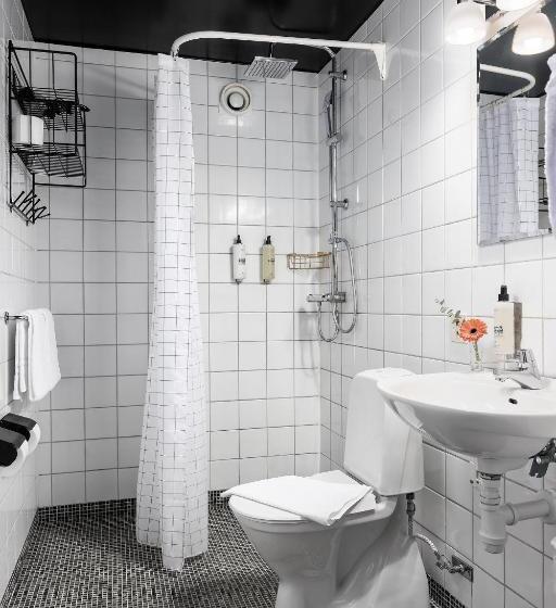 Номер Basic, Haringe Slott