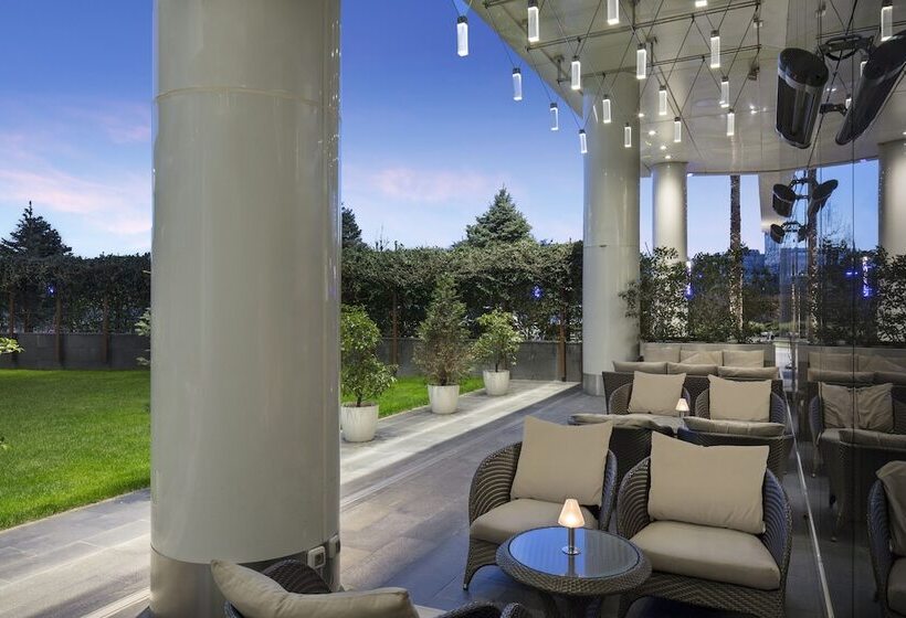 Люкс, Hilton Bursa Convention Center & Spa
