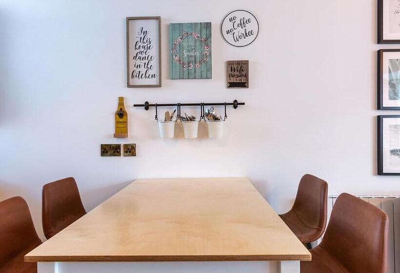 침실 1개 디럭스 아파트, Macs Townhouse Dungarvan