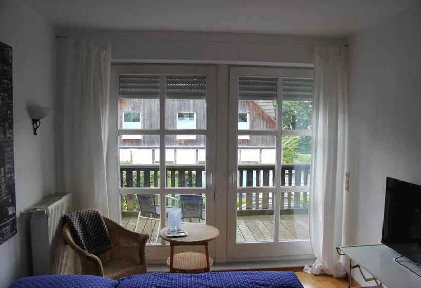 غرفة قياسية مزوَّدة بشُرفة, Das Landhotel Zur Mühle