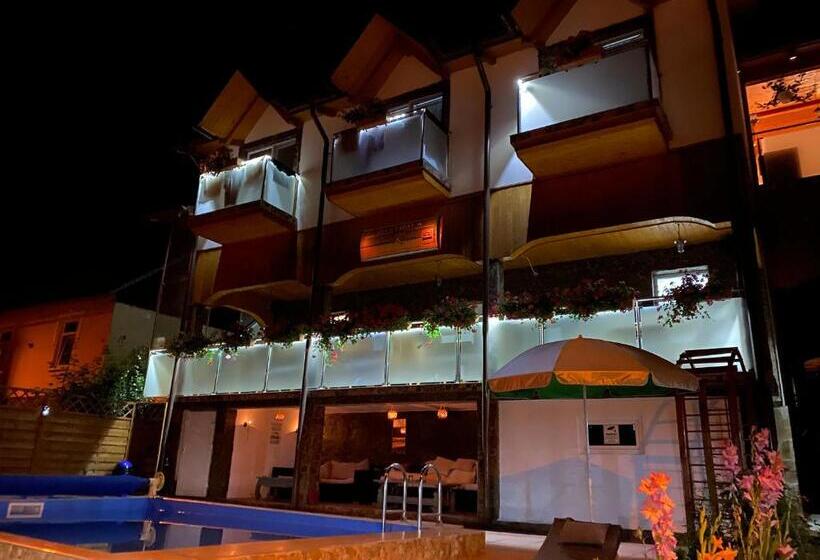 스탠다드 룸 킹사이즈 침대, Gasthaus Casa Kugler