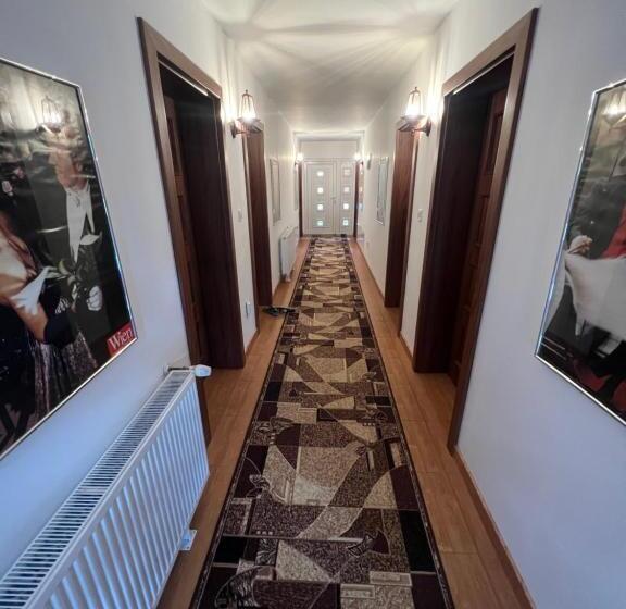 스탠다드 룸 킹사이즈 침대, Gasthaus Casa Kugler
