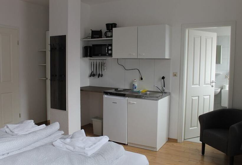 Номер Стандарт, Boardinghouse Georgsheil