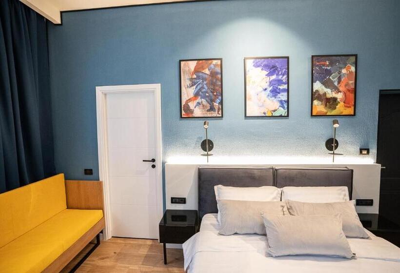استودیو استاندارد با تخت کینگ, Emil Balaban Luxury Apart