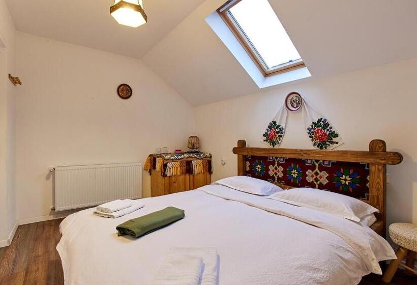 سوییت با چشمانداز کوه, Gradina Lu  Ion A Home Away From Home