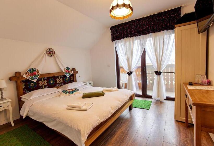 سوییت با چشمانداز کوه, Gradina Lu  Ion A Home Away From Home