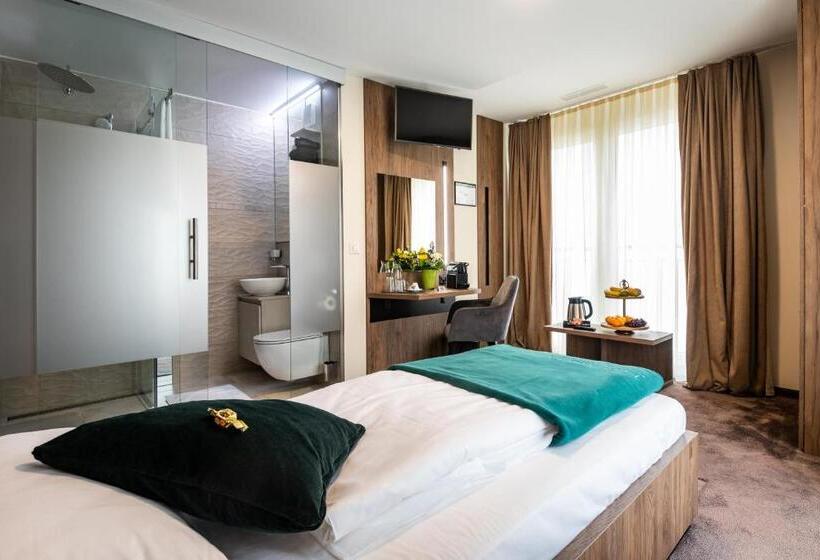 Номер Стандарт Индивидуальный с Балконом, The Gate Boutique Hotel Zürich