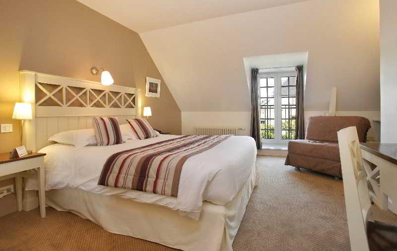 高级大房间, Logis Hotel, Restaurant Et Spa Le Relais De Broceliande