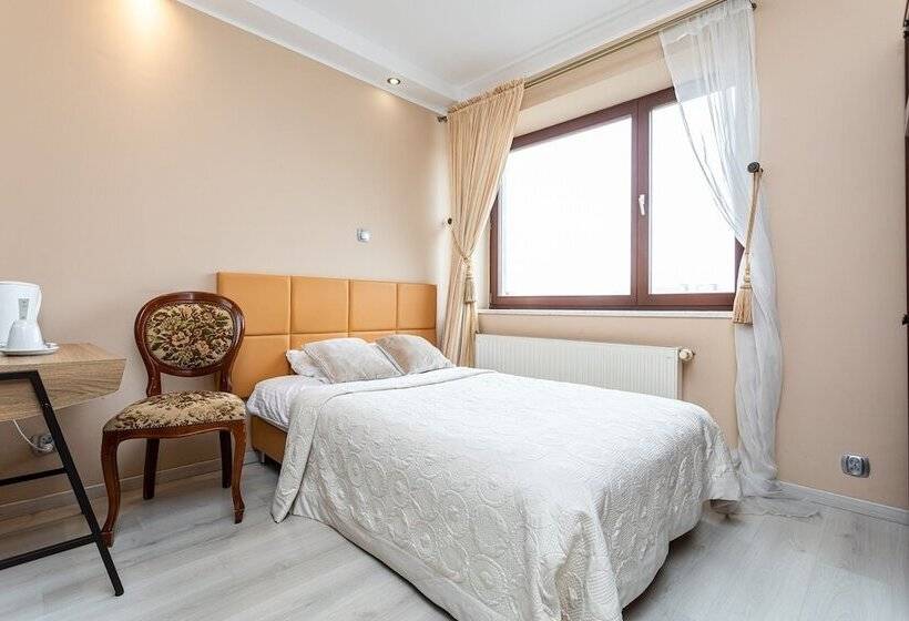 Номер Стандарт, Royal Residence