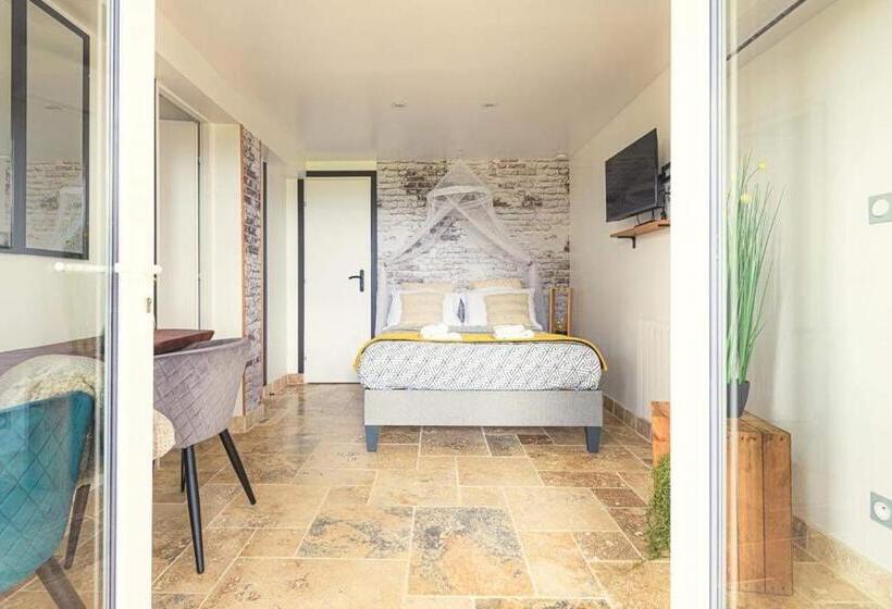 Люкс Вид на Город, Chambres D Hôtes La Mascrabiere Bed & Spa