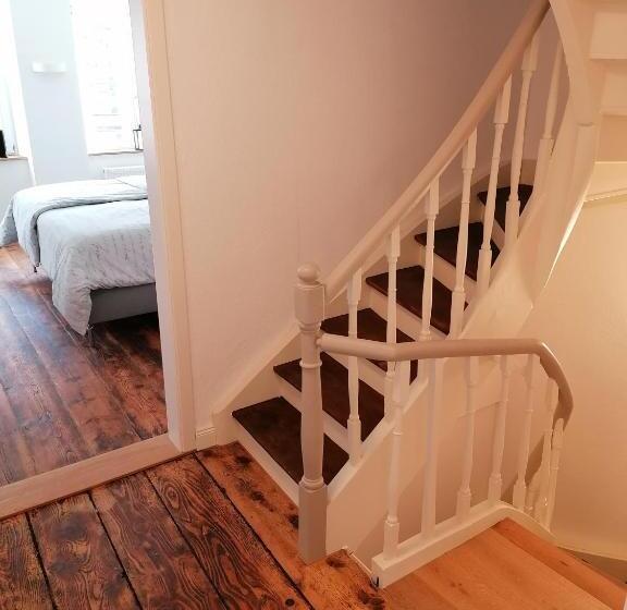 1ベッドルームハウス, Schlössje