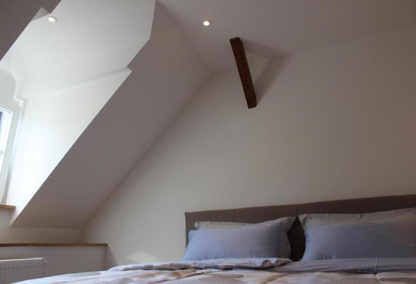 1ベッドルームハウス, Schlössje