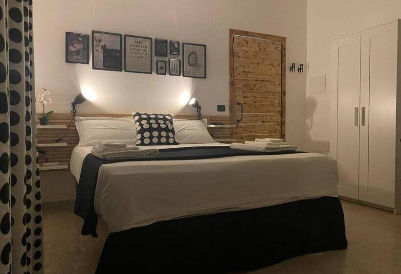 استودیو خانوادگی, Hera Bnb