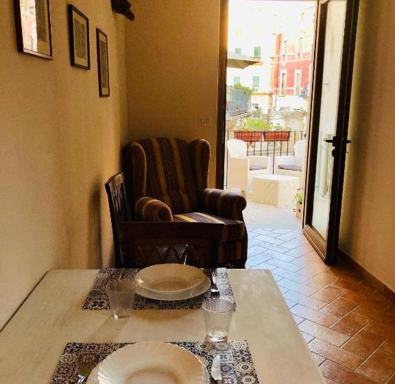 Полулюкс Одноместный с Террасой, San Michele Delle Grotte Bnb