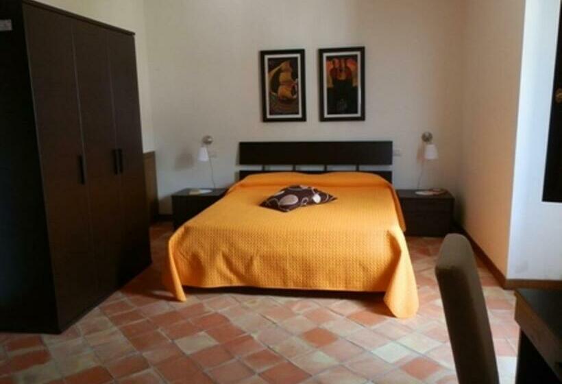Номер Стандарт, Agriturismo Ai Monaci