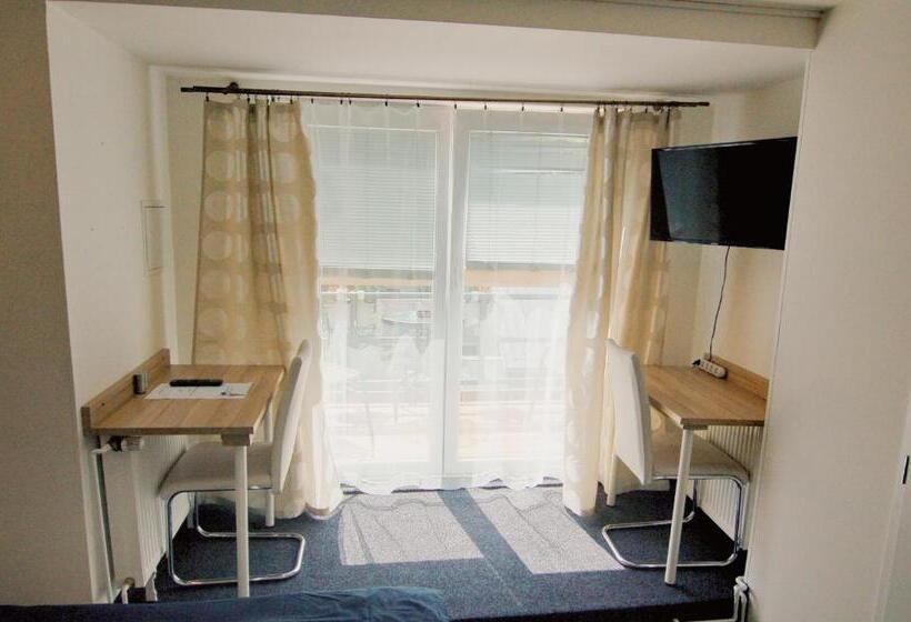 آپارتمان 1 خوابه با بالکن, Aparthotel Vítkovice