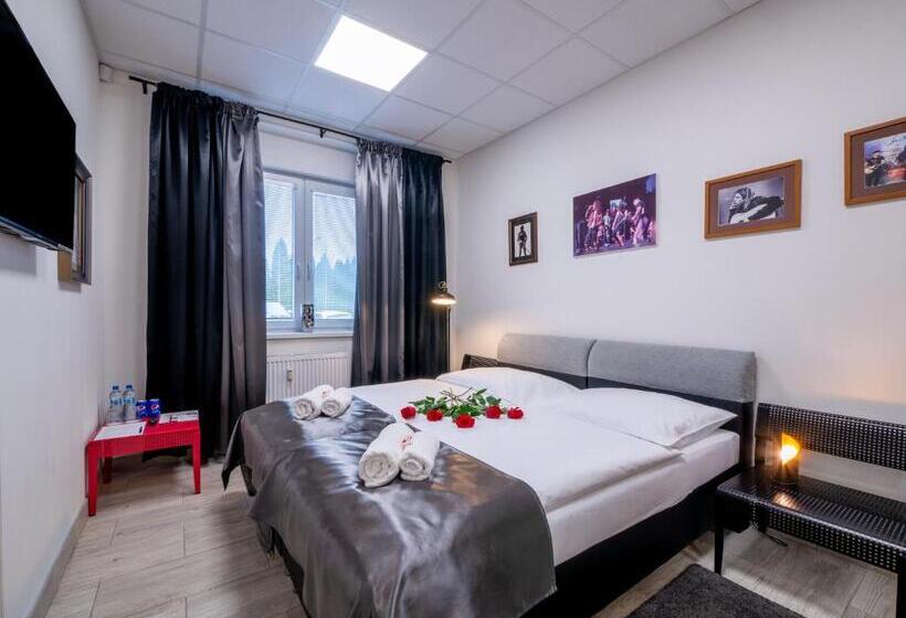 デラックスルーム, Apartmany Style