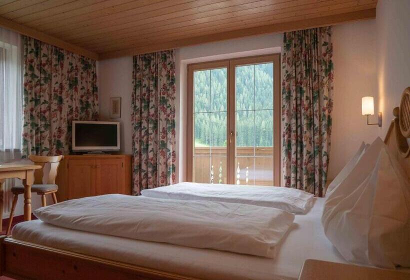 Номер Стандарт с Балконом, Haus Tanneck