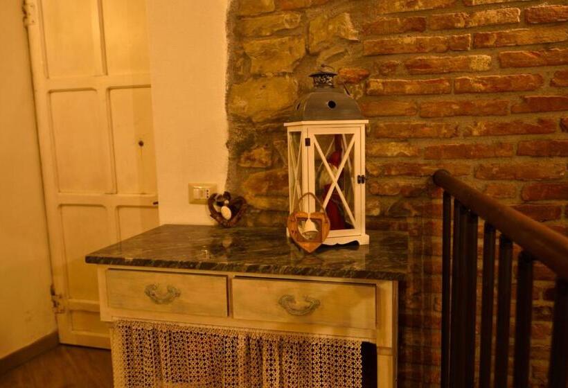 标准间, Il Borgo Del Castello