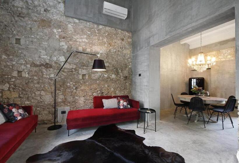اتاق لوکس با تخت بزرگ, Isonzo Suites