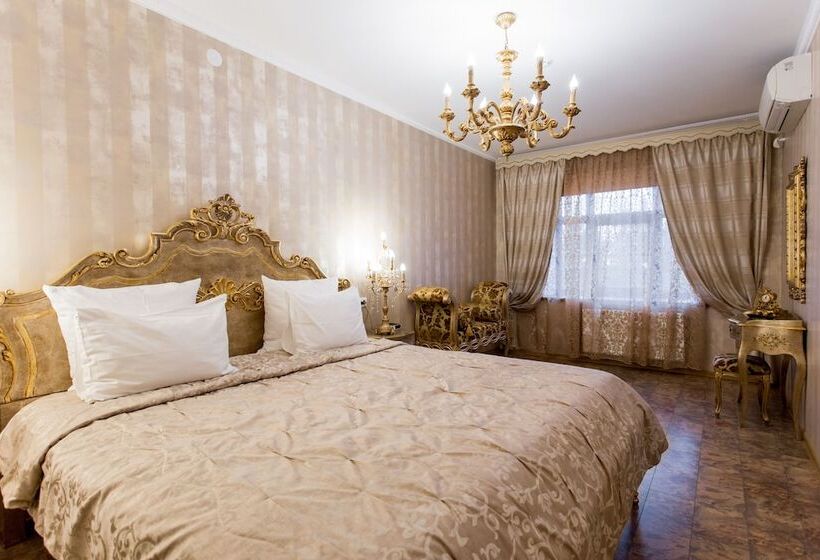 Люкс, Art Hotel Nikolaevsky Posad
