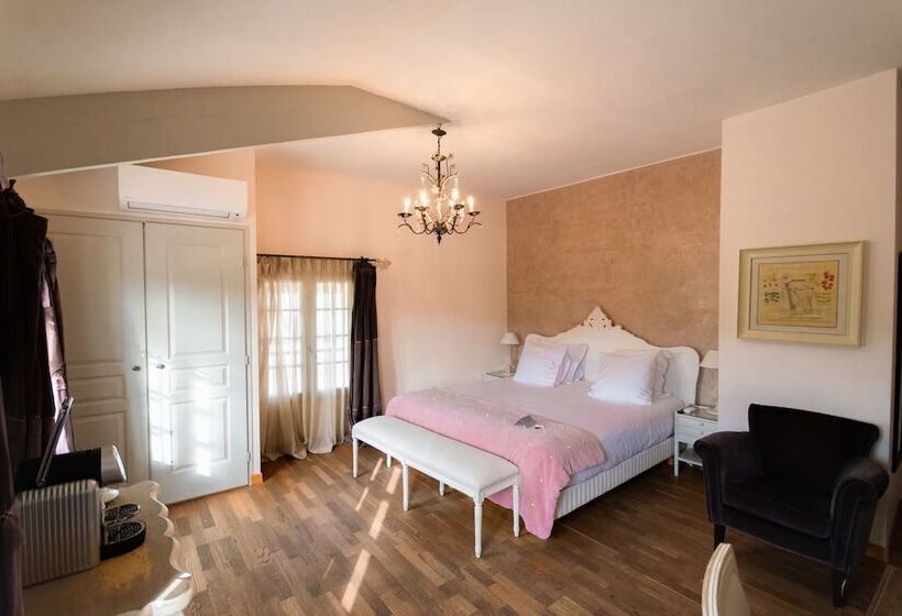 Номер Deluxe, Le Domaine Du Colombier