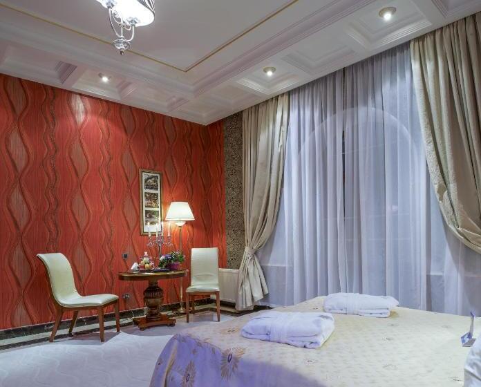 سوییت با چشم‌انداز دریا, La Gioconda Boutique