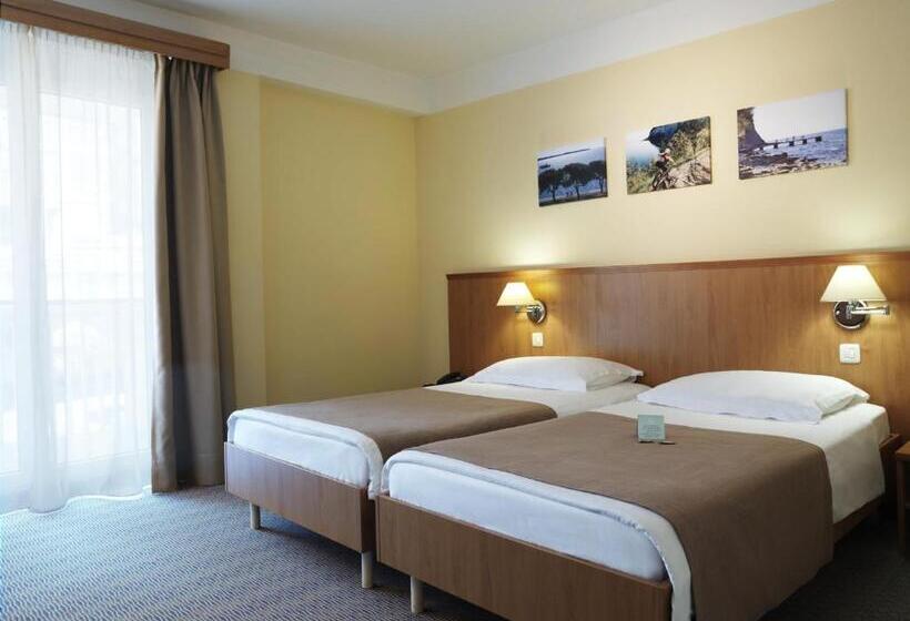 Classic room with balcony, Neptun   Terme & Wellness Lifeclass