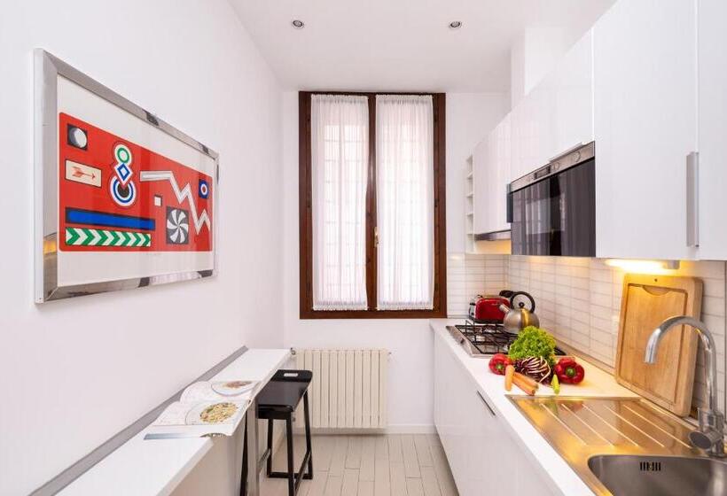 آپارتمان 1 خوابه, Residence Ca  Foscolo