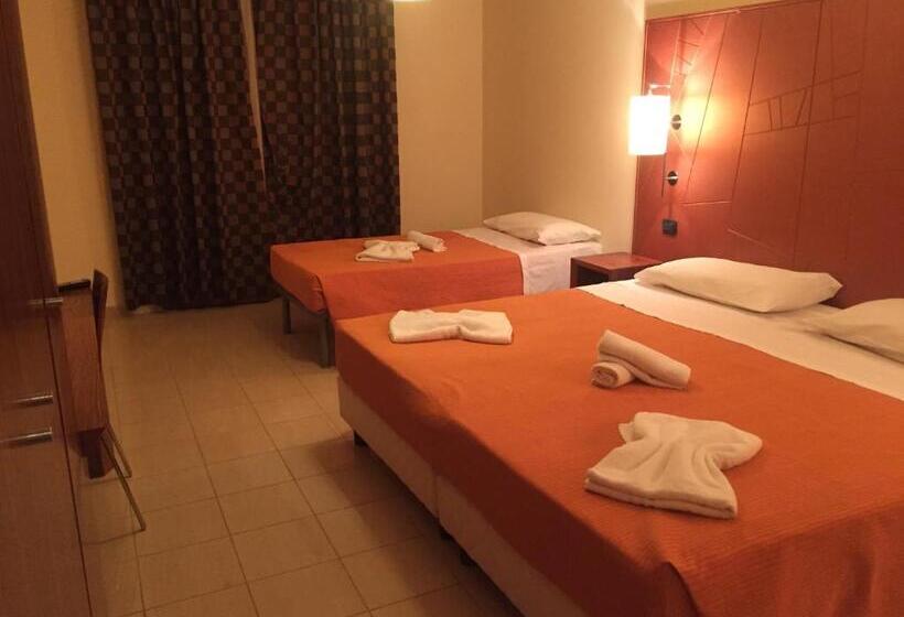 Номер Стандарт Трехместный, Sibari Resort