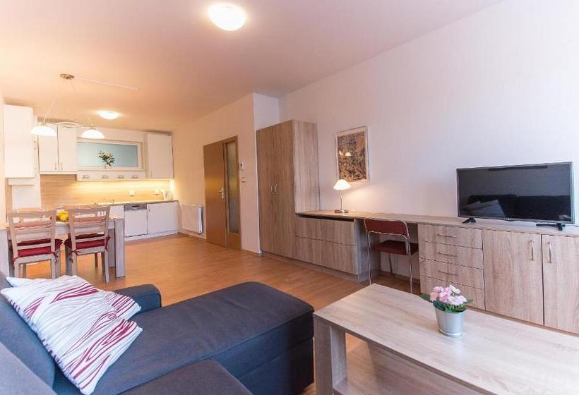 带1个卧室的带阳台的公寓, Apartmán U Lázní D23