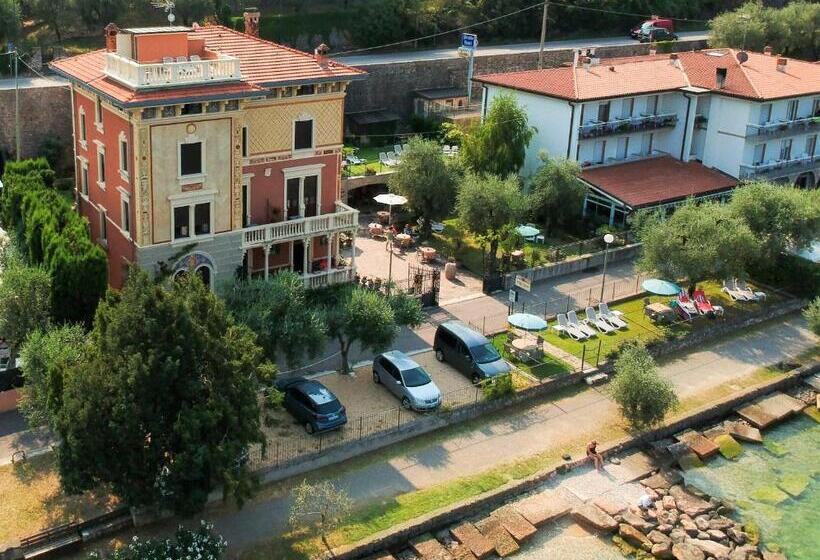 Номер Стандарт Боковой Вид на Море, Villa Torre   Atmosfera Romantica