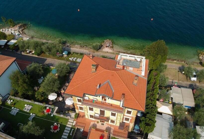 Люкс Вид на Горы, Villa Torre   Atmosfera Romantica